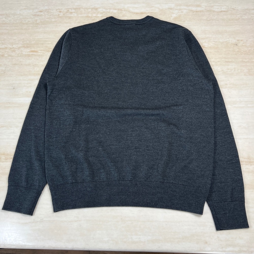 Gap Mens V-Neck Sweater Charcoal Gray Heather Knit Long Sleeve Size Medium - Picture 3 of 10
